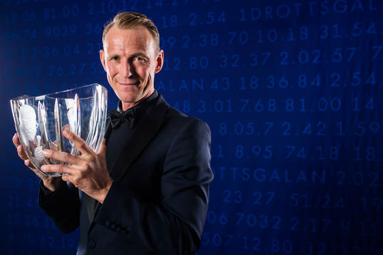 Peder Fredricson, Ridsport, jublar med Jerringpriset