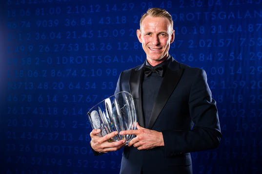 Peder Fredricson, Ridsport, jublar med Jerringpriset