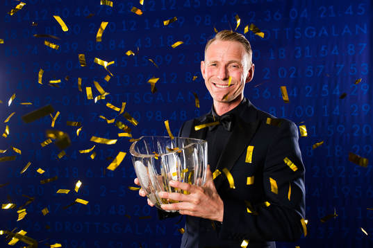Peder Fredricson, Ridsport, jublar med Jerringpriset