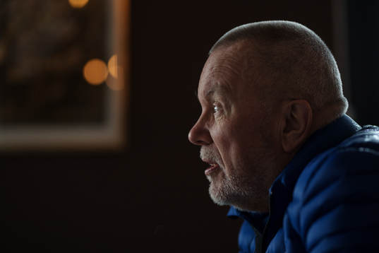 Förbundskaptenen för Sveriges damlandslag i ishockey Leif