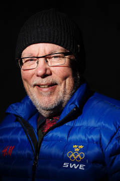 Förbundskaptenen för Sveriges damlandslag i ishockey Leif