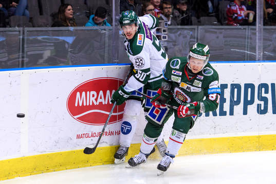 Färjestads Sebastian Erixon och Frölundas Ryan Lasch