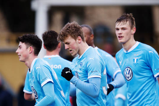 Malmö FFs Teddy Bergqvist jublar efter att han gjort 1-0-målet