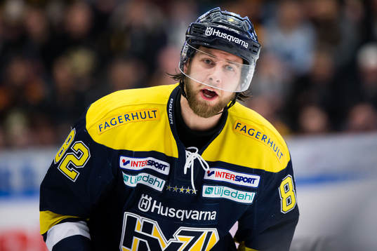 s Kevin Stenlund har ont