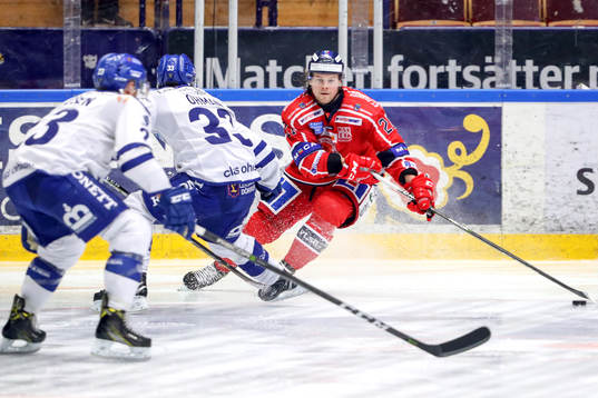 Västerviks Victor Öhman och Leksands Alex Friesen och