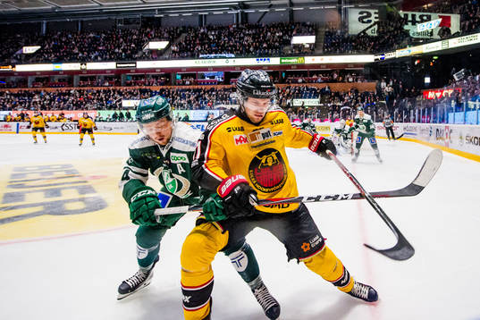 Färjestads Rasmus Asplund och Luleås Petter Emanuelsson