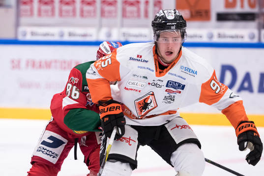 Karlskronas Carl Persson och Moras Mathias Bromé  i