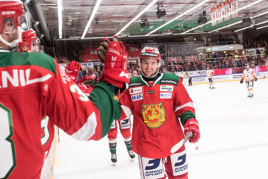 Moras Jason Akeson  jublar