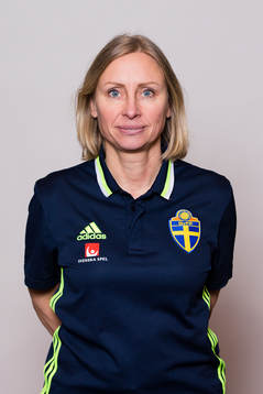 Marita Emilsson Käll poserar för ett porträtt