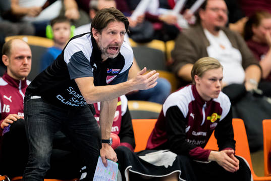 Lugis tränare Tomas Axnér
