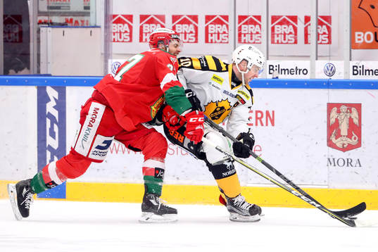 Moras Matt Bailey och Skellefteås Joakim Lindström