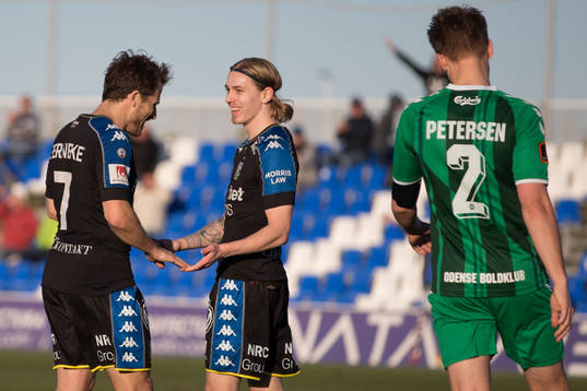 IFK Göteborgs Elias Mar Omarsson  jublar ihop med Tobias