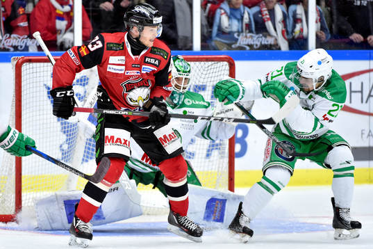 Malmö Redhawks Christoffer Forsberg och Rögles Kevin