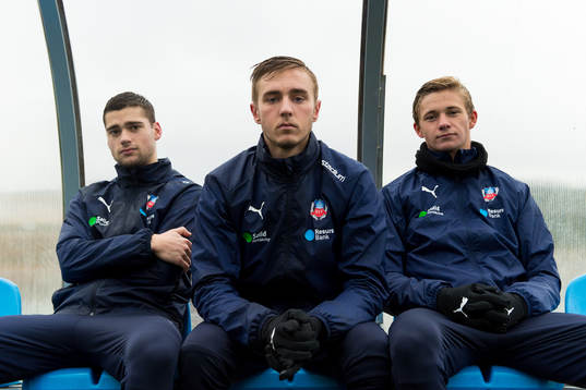 Helsingborgs Mattias Almeida, Casper Seger och Carl Thulin på ett träningsläger den 5 februari 2018 i Salou. 