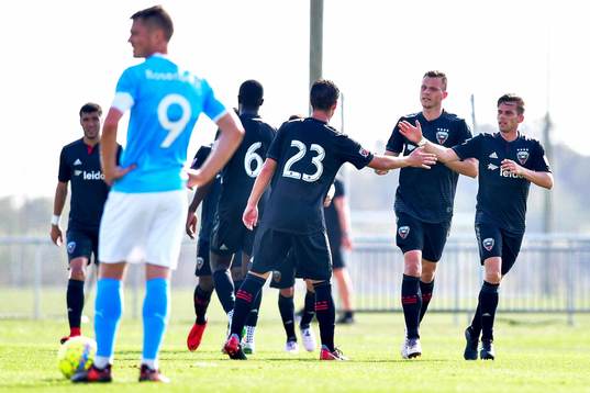 DC Uniteds spelare jublar