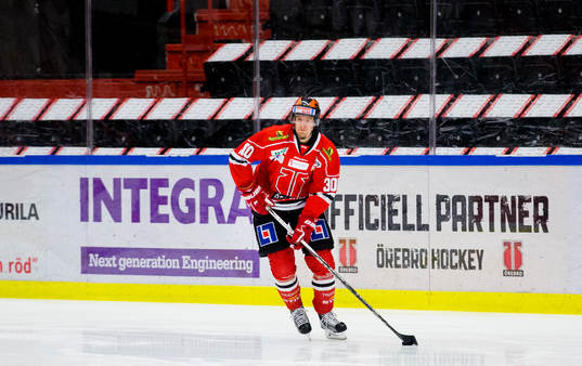 e match idag och har nummer 300 på tröjan