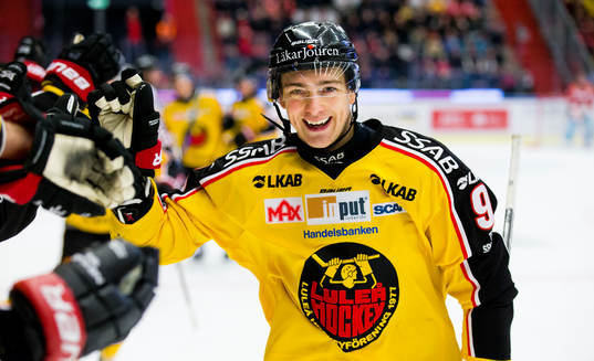 Luleås Johan Forsberg jublar vid 0-3