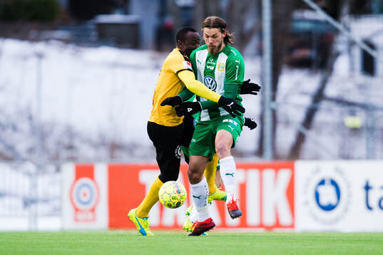 Hammarbys Björn Paulsen och Frejs Nsima Peter