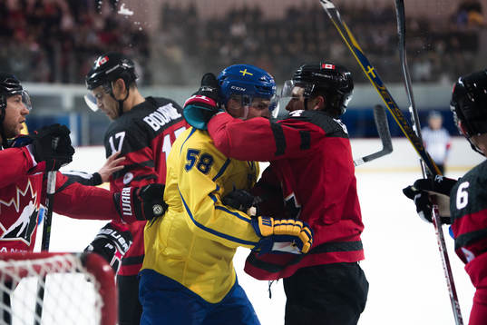 Anton Lander of Sweden and Chay Genoway of Canada