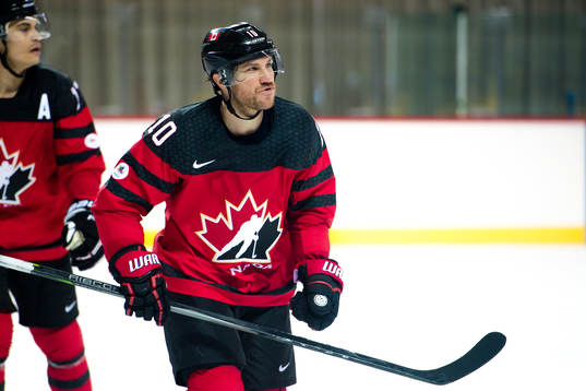Derek Roy of Canada celebrates his 3-1 goal