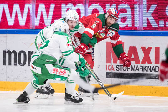 Rögles Jack Connolly och Bryan Lerg och Moras Andrew Rowe