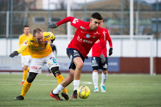 Örgrytes Diego Montiel och Falkenbergs Christoffer Carlsson