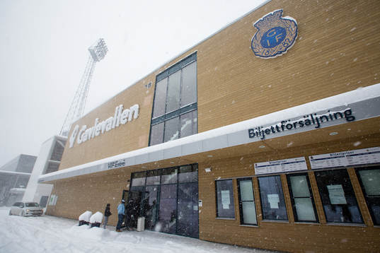 Snökaos utanför Gavlevallen