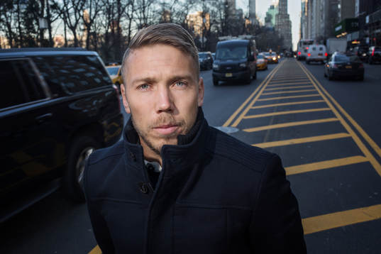 New York City FCs nyförvärv Anton Tinnerholm poserar för ett porträtt