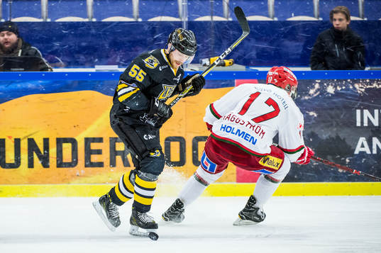 Panterns Nicklas Jadeland mot Modos Magnus Häggström
