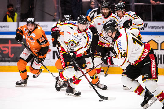 Luleås Emil Larsson