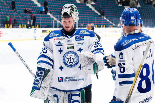 Leksands målvakt Robin Rahm jublar