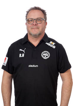 Värnamos huvudtränare Roar Hansen poserar för ett porträtt den 28 februari 2018 i Värnamo.