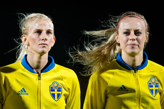 Sveriges Sofia Jakobsson och Amanda Ilestedt