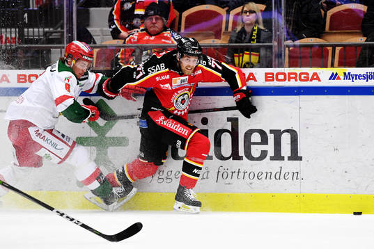Moras Robin Johansson och Luleås Patrick Cehlin