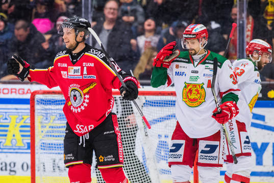 Luleås Johan Harju jublar