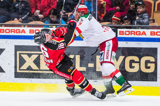 Luleås Niklas Olausson och Moras Brandon Gormley