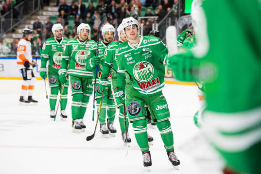 Rögles Lucas Elvenes  jublar