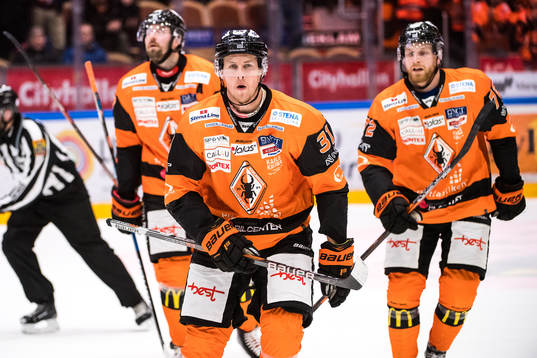 Karlskronas Marcus Paulsson jublar