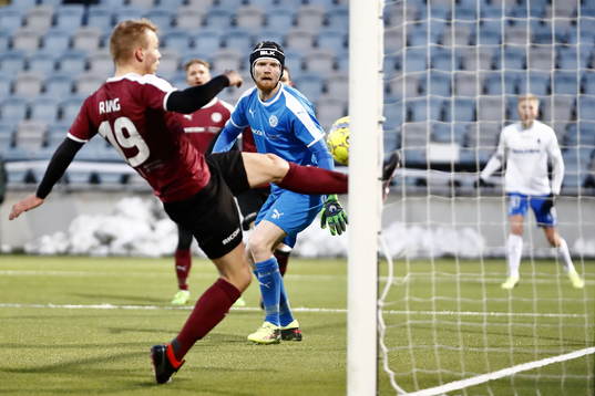 Norrköpings Karl Holmberg gör mål 2-1 på Örebros