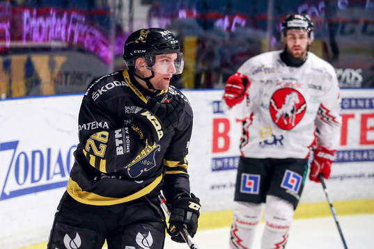 s Jens Jakobs jublar