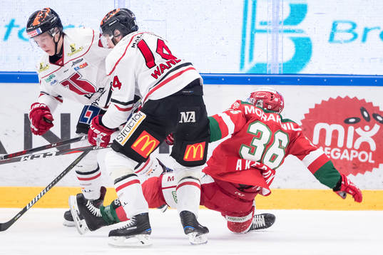 Örebros Tom Wandell och Moras Jason Akeson   i