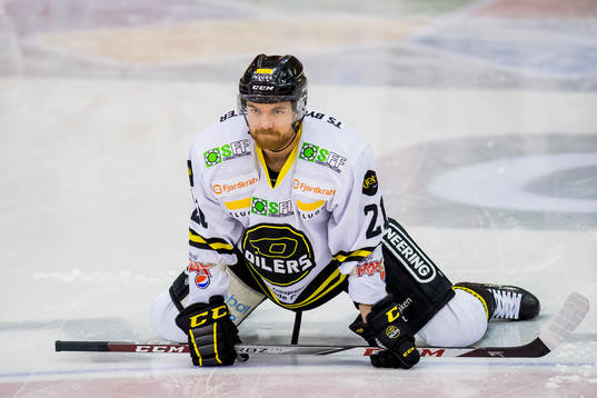 Daniel Bøen Rokseth of Stavanger Oilers