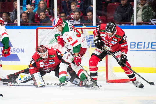 Malmö Redhawks målvakt Oscar Alsenfelt och Moras Jacob