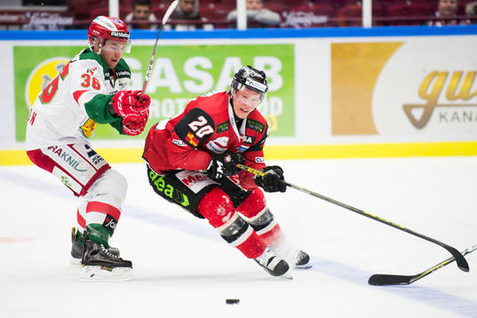 Malmö Redhawks Erik Forssell och Moras Jason Akeson