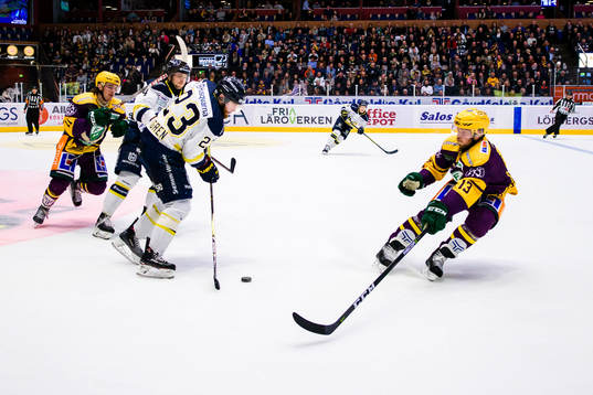 s Robin Figren och Färjestads Linus Persson