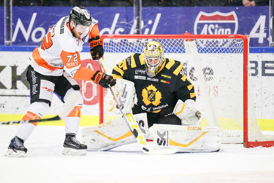 Skellefteås målvakt Gustaf Lindvall