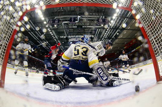 s Fredrik målvakt Pettersson-Wentzel