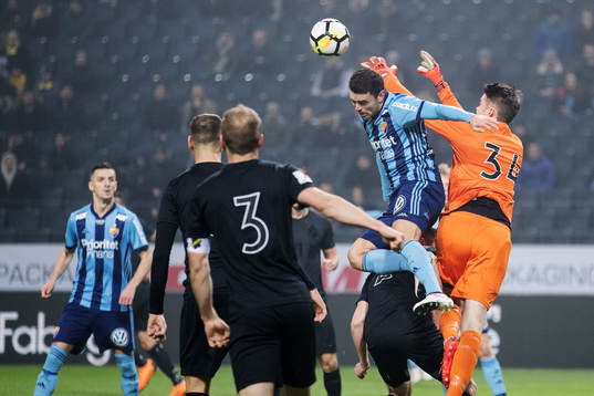 s målvakt Oscar Linnér