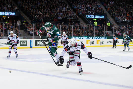 Frölundas Christoffer Ehn mot Malmö Redhawks Nils