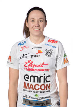 Assis Lina Henriksson poserar för ett porträtt den 21 mars 2018 i Risögrund.